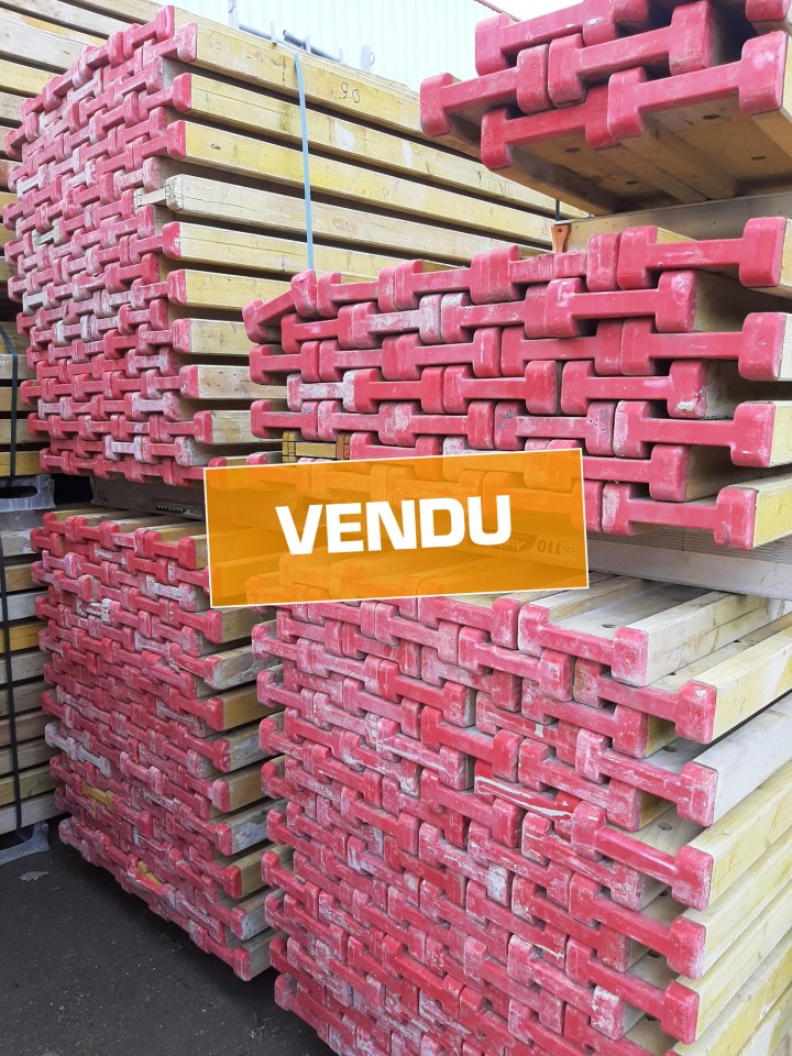 LOT DE POUTRELLES BOIS H20